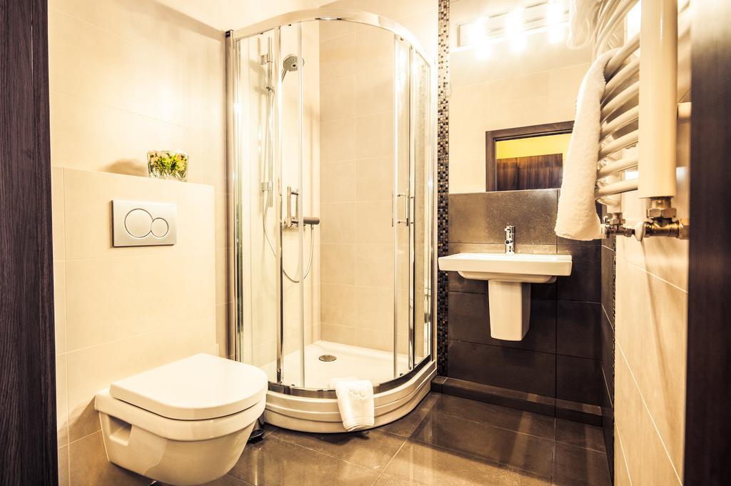 Hotel Figa Plewiska Cameră foto